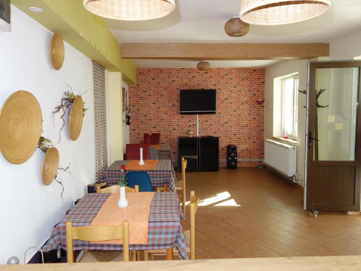 Villa Siret Sendreni Zewnętrze zdjęcie