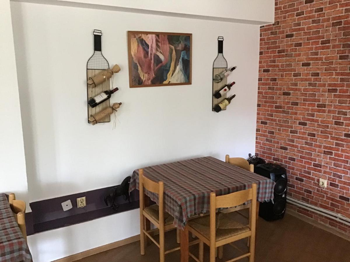 Villa Siret Sendreni Zewnętrze zdjęcie