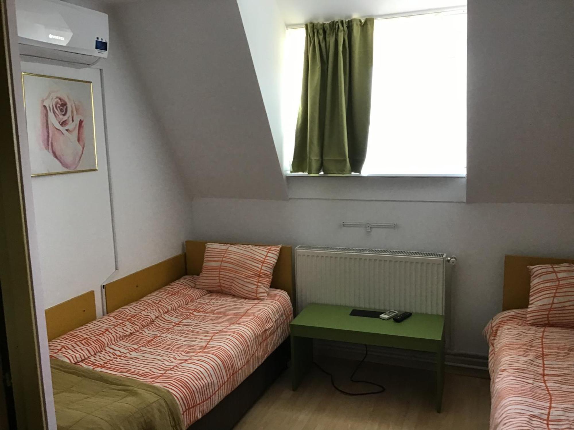 Villa Siret Sendreni Zewnętrze zdjęcie